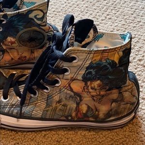 Converse Chuck Taylor Wonder Woman Sneaker